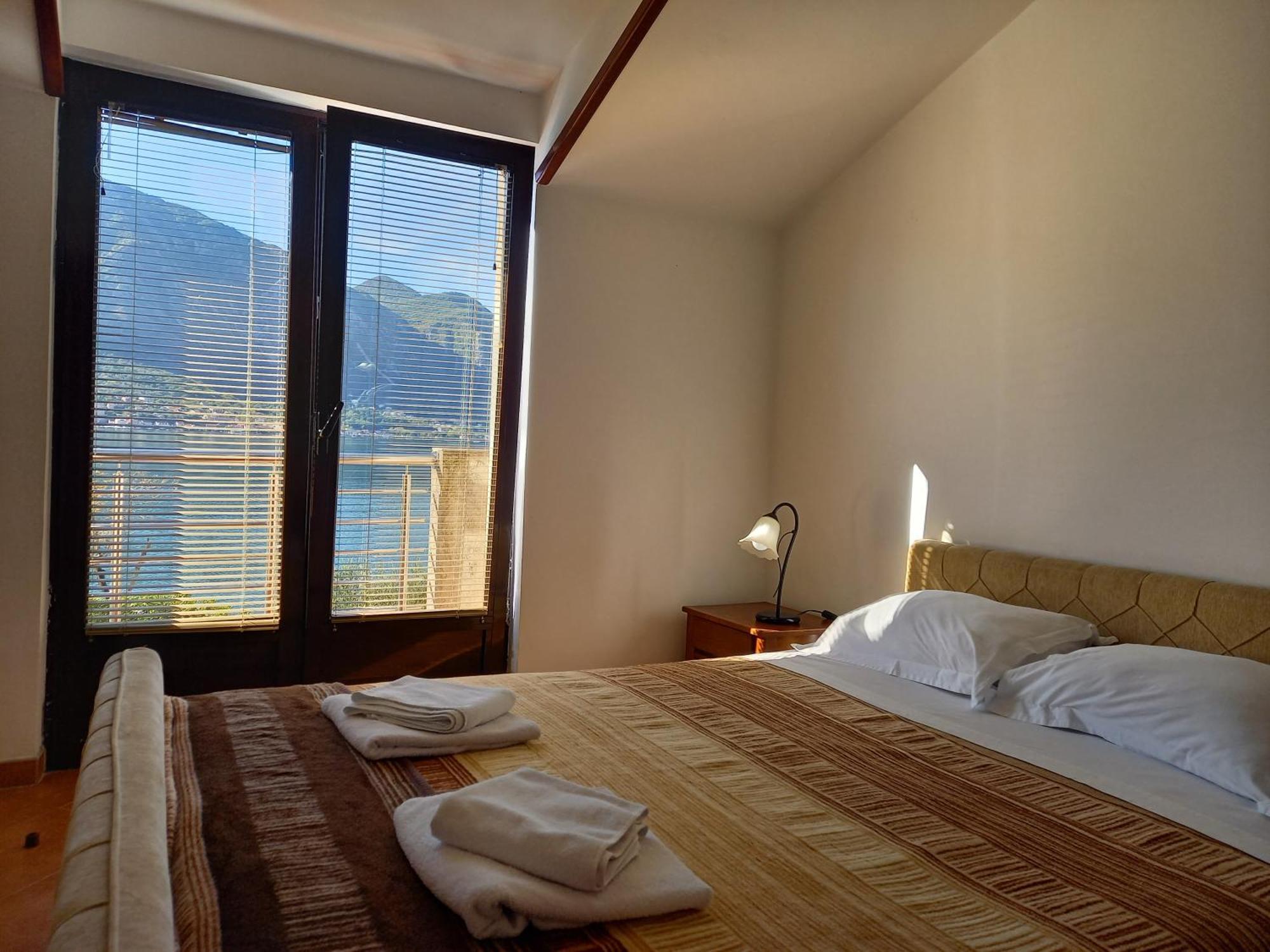 Apartments Ponta コトル 部屋 写真