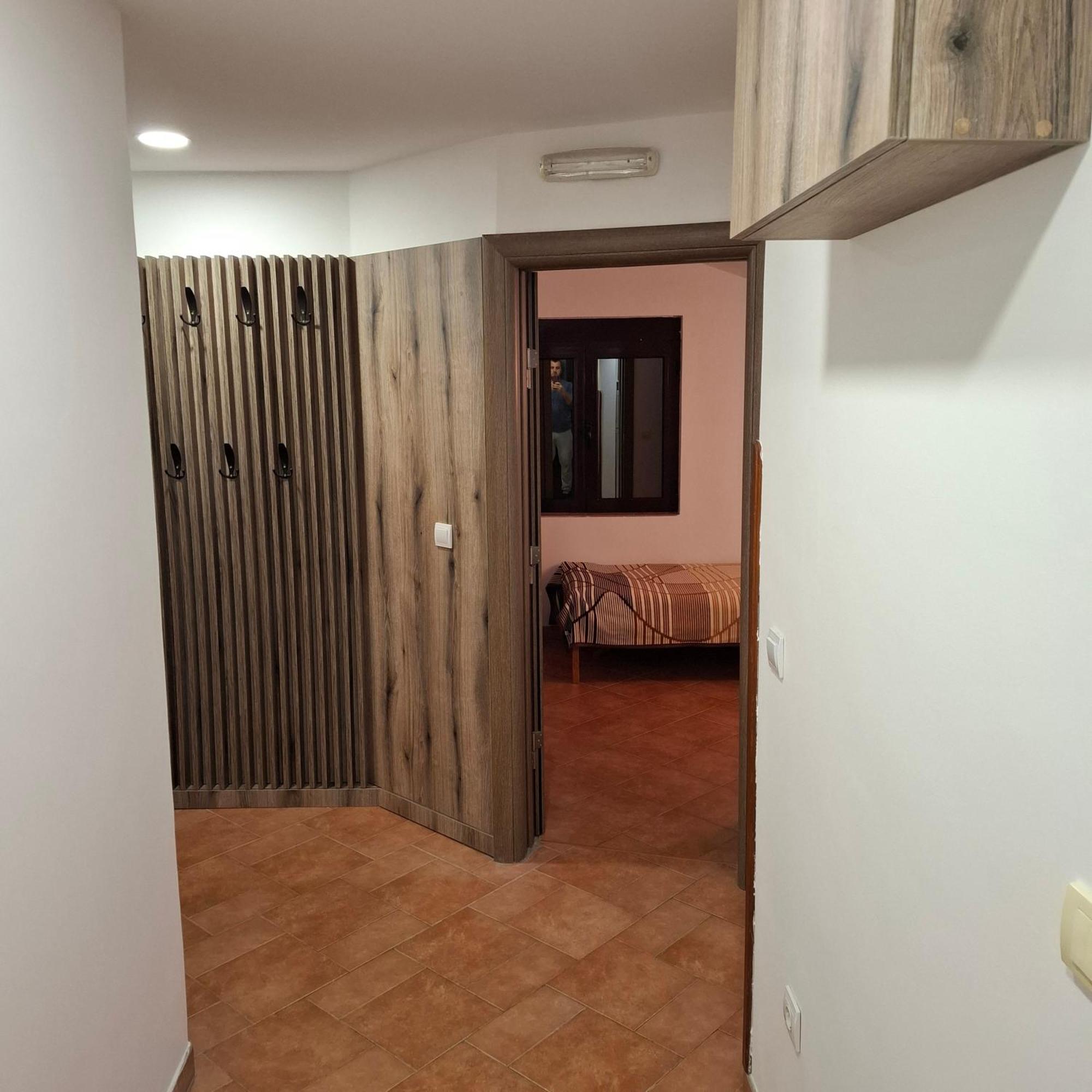 Apartments Ponta コトル 部屋 写真